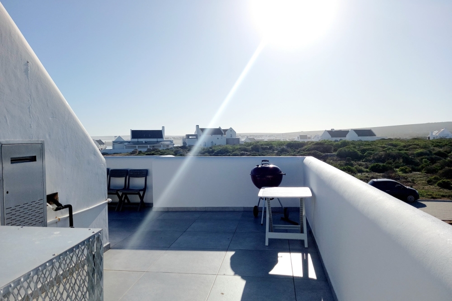 4 Bedroom Property for Sale in Jacobsbaai Western Cape